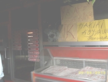 Akyazı'da İş Yeri Kurşunlandı