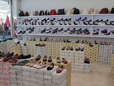 Akyazı’nın Ayakkabı Merkezi Savaş Kundura Yeni Yerinde.
