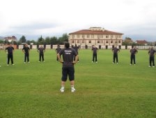 Akyazı Zabıtası Sporu İhmal Etmiyor