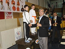 Akyazı'da Şampiyonlar Zafer Kupası İçin Yarışacak