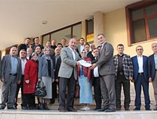 Feyzi Bora Başkanlık Mazbatasını Aldı