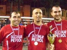 Öğretmenler Gününe Özel Şampiyon Akyazı EML