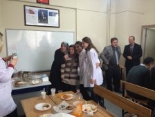 İnönü Ortaokulundan Sürpriz Öğretmenler Günü Kutlaması