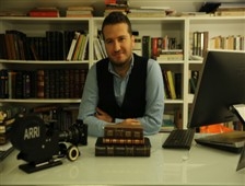 Diriliş Ertuğrulun Yapımcısı SAÜlü Mehmet Bozdağ 