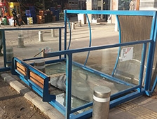 Durak Şiddetli Rüzgara Dayanamadı