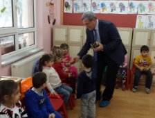 
Başkan Akcan'dan Geleceğin Büyüklerine Ziyaret