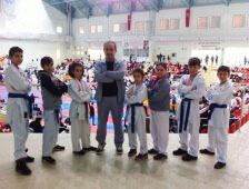 Karateciler Boş Durmuyor 