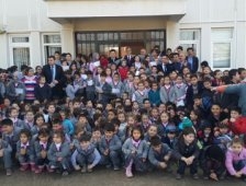 Öğrenciler Karnelerini Aldı