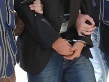 Polis Hırsızlık Yapanları Kısa Sürede Yakaladı