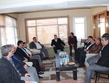 MHP Akyazı ilçe teşkilatı muhtarlar derneğini ziyaret etti.