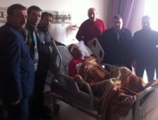 Muhtarlar Yaralı Polisleri Ziyaret Ettiler