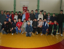 Akyazılı Güreşçilerin Büyük Başarısı