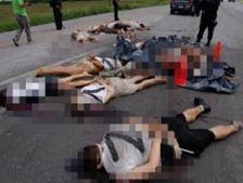 15 Kişiyi Öldürüp Otoyola Attılar