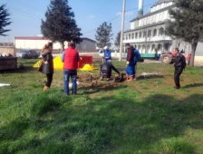 PARK ve BAHÇELERE YENİ OYUN GRUPLARI, MEZARLIKLARDA BAHAR PEYZAJ ÇALIŞMASI