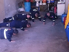 Akyazı İtfaiye Personel Spor Yaparak Güne Başlıyor