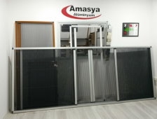 Sineksiz Evinizde, Mutlu Yaz Geceleri