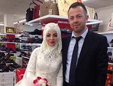 Düğün Öncesi Mesai Arkadaşlarına Sürpriz Yaptı