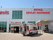 Kız Öğrenciye Otomobil Çarptı