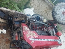 Kamyon Traktörü İkiye Böldü