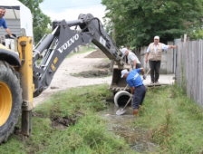 Çatalköprü Mahesine Büz Döşeme Çalışması Başladı