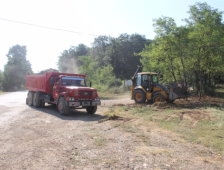 Akyazı Belediyesi Fen İşlerinden Yaz’ın Sıcaklarında Yoğun Mesai