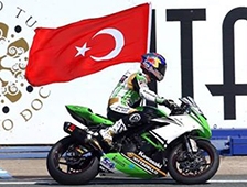 Kenan Sofuoğlu Fransa'da şampiyonluğunu ilan etti