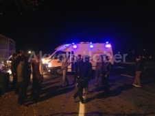 Yolcu Minibüsü ile Otomobil Çarpıştı