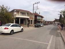 MOTOSİKLE İLE OTOMOBİL KAFA KAFAYA ÇARPIŞTI