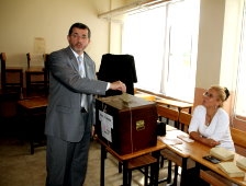 Recep Yıldırım Oyunu AÖL'de Kullandı