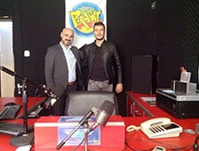 PİRAMİT FM’den Akyazı FM’e jest