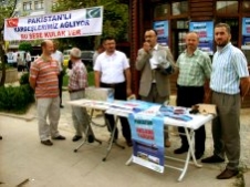 Pakistan Halkına Tır Dolusu Un