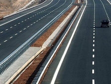 Dikkat Akyazı Hendek Arası Çift Taraflı Kesilecek