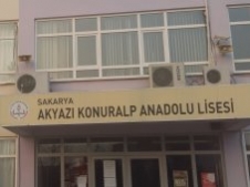 Kamera Kayıtları İle Birlikte Okulu Soydular