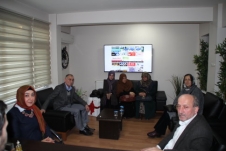 Ak Parti İlçe Teşkilatı ve Kadın Kolları’ndan Akyazı Habere Ziyaret.