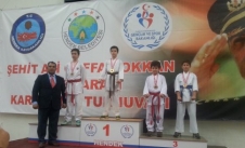 Başarı Serisi Devam Ediyor, Karatecilerden 11 Madalya 
