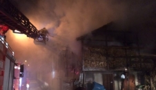 Samanlık ve Ahır yangını korkuttu