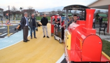 Trafik Parkın Treni Geldi