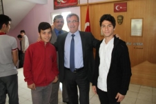 Başkan Akcan’dan Ygs’ye Girecek Öğrencilere Ücretsiz Otobüs Ulaşımı