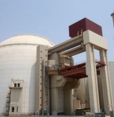 İran nükleer reaktöre yakıt yüklemeye başladı 