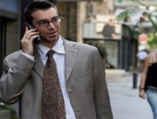 Aman yürürken konuşayım demeyin!