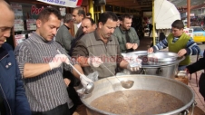 1000 Kişilik Aşure Dağıttılar
