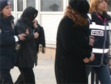 Fuhuş Operasyonunda 5 Kişi Yakalandı