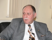 Seminerler Devam Ediyor