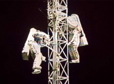 Rus astronotlar uzay yürüyüşü gerçekleştirdi 