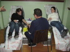 Divan'dan Kızılaya Kan Bağışı