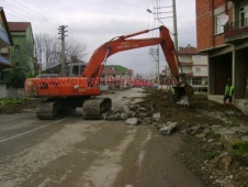Tretuar Çalışmaları Yahyalı Caddesinde Devam Ediyor