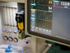 Akyazı Devlet Hastanesi 4 Yataklı Yoğum Bakım Ünitesi Açıldı