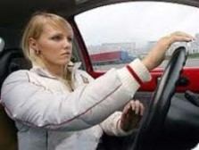 Ehliyet Sınavında Ön Koltukta Kim Oturacak Kavgası