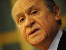 Devlet Bahçeli'nin türbanlı vekil kriteri