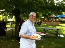 Doç. Dr. Resul İzmirli’den Kuzuluk Kaplıcaları’nda Künefe Ziyafeti